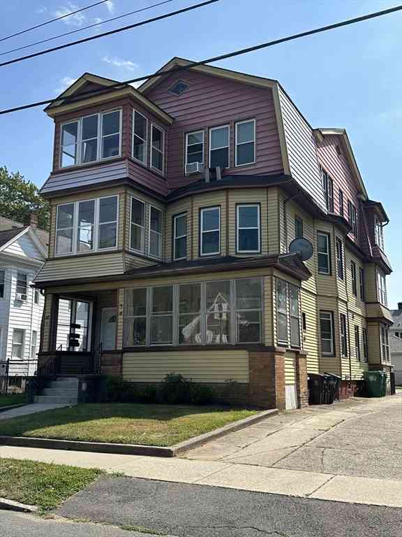 Apartment For Rent - 46-48 St. James Ave #3<br/> Chicopee, MA 01020