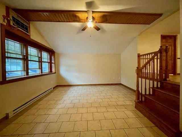 Apartment For Rent - 239 Main St #3<br/> Worcester County, Winchendon, MA 01475