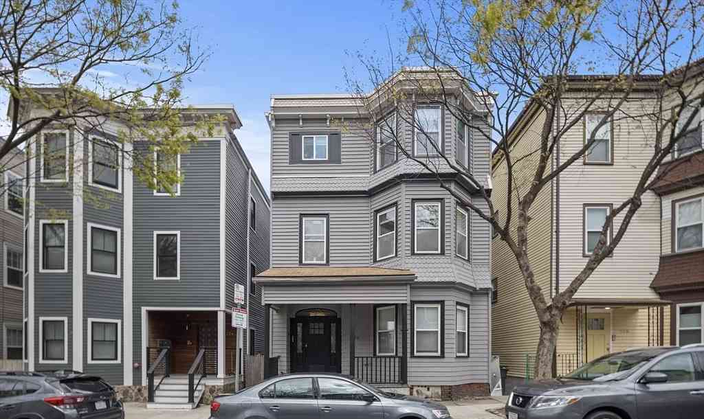 Apartment For Rent - 726 East 2nd #2<br/> Boston, MA 02127