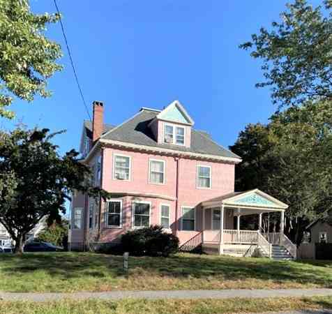 Apartment For Rent - 31 Auburn #1R<br/> Newton, MA 02465