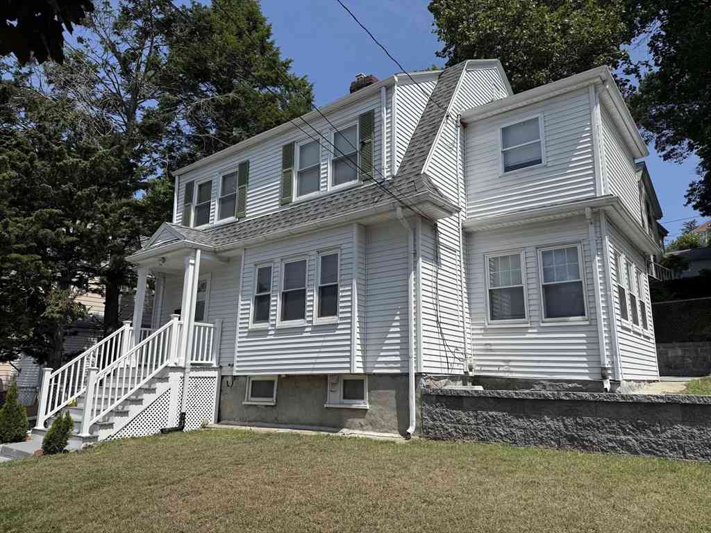 Homes For Rent - 221 S Central Ave<br/> Quincy, MA 02170