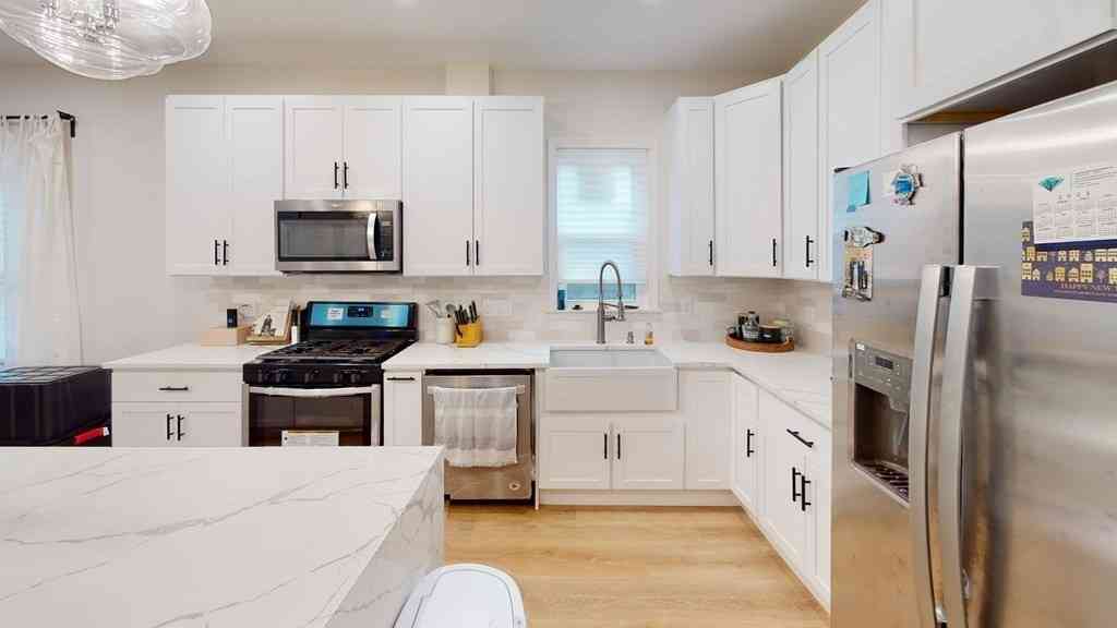 Apartment For Rent - 12 York #1<br/> Boston, MA 02124