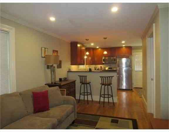 Condo For Rent - 6 Bristol St #1<br/> Cambridge, MA 02141
