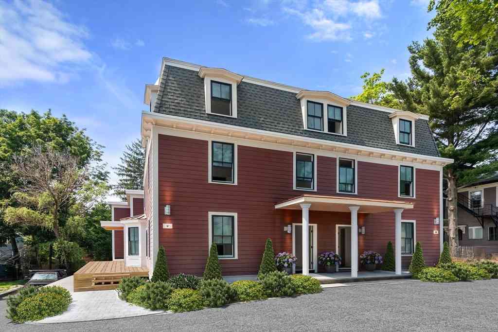Condo For Sale - 12 Goodwin Place #UNIT 12-1<br/> Brookline, MA 02445