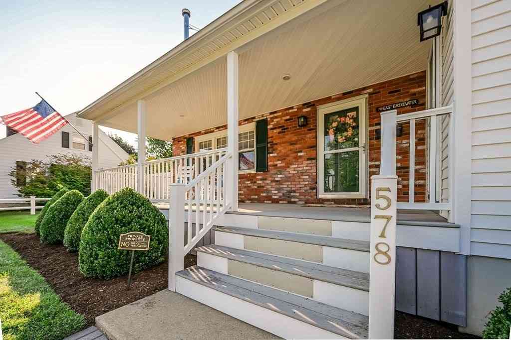 Homes For Sale - 578 Central St<br/> Plymouth County, East Bridgewater, MA 02333