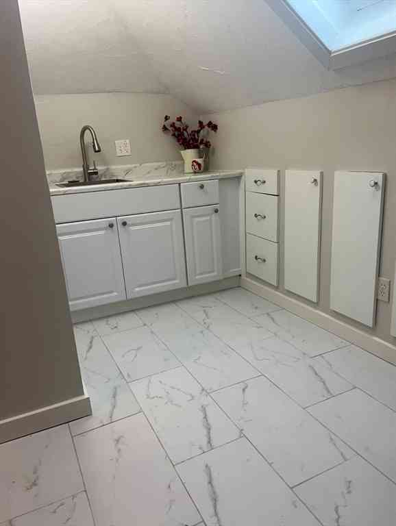 Apartment For Rent - 15 Fairview Ave #3<br/> Watertown, MA 02472