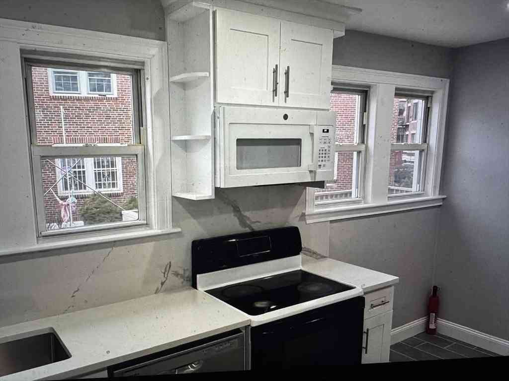 Apartment For Rent - 115 Lanark #2<br/> Boston, MA 02135