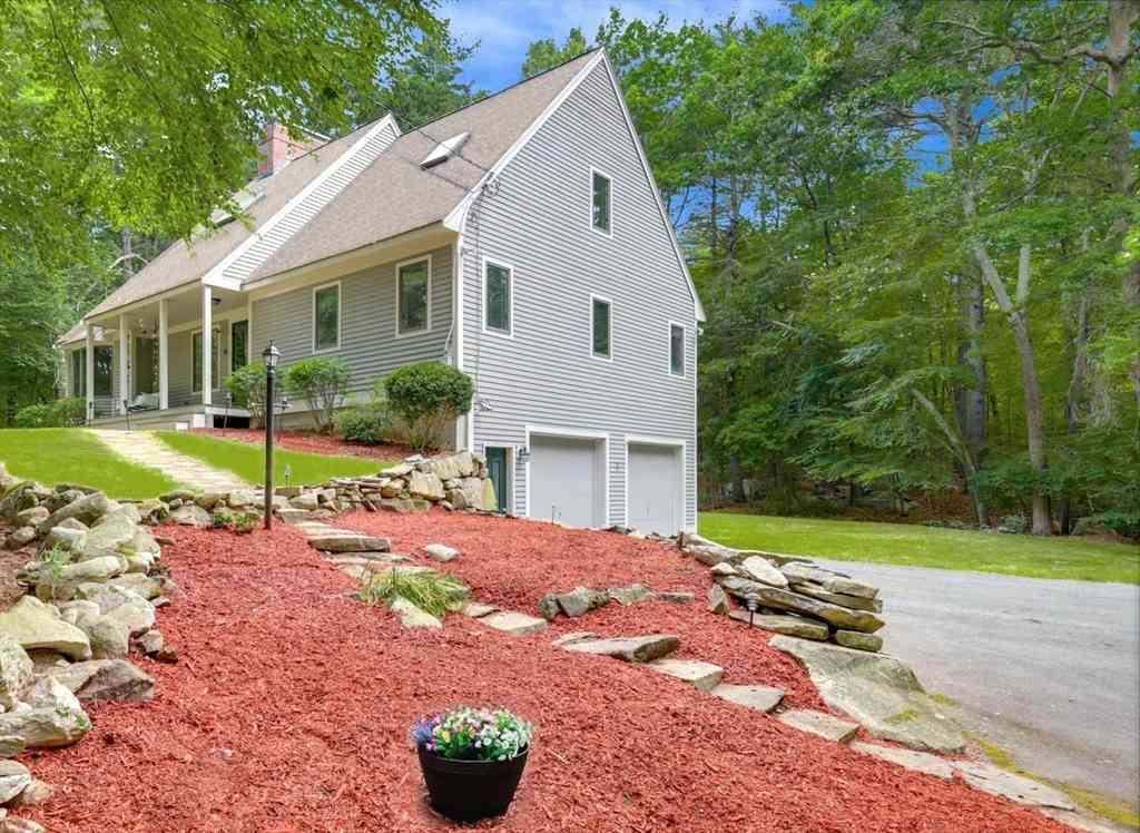 Homes For Rent - 120 Newtown Rd<br/> Acton, MA 01720