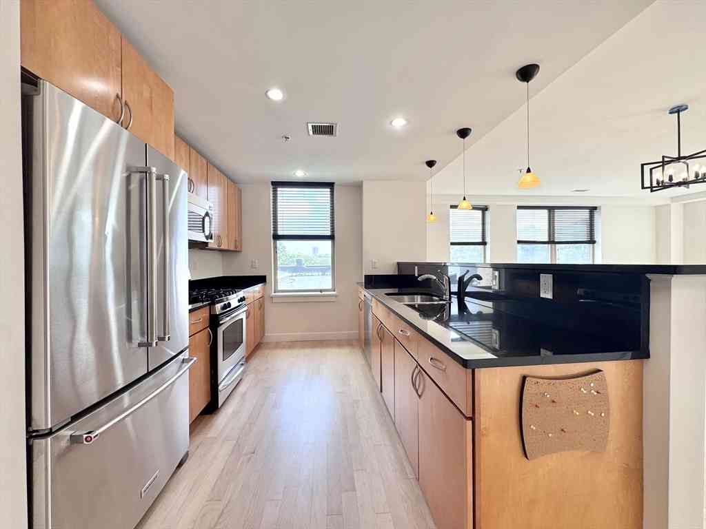 Condo For Rent - 323 Boylston #306<br/> Brookline, MA 02445