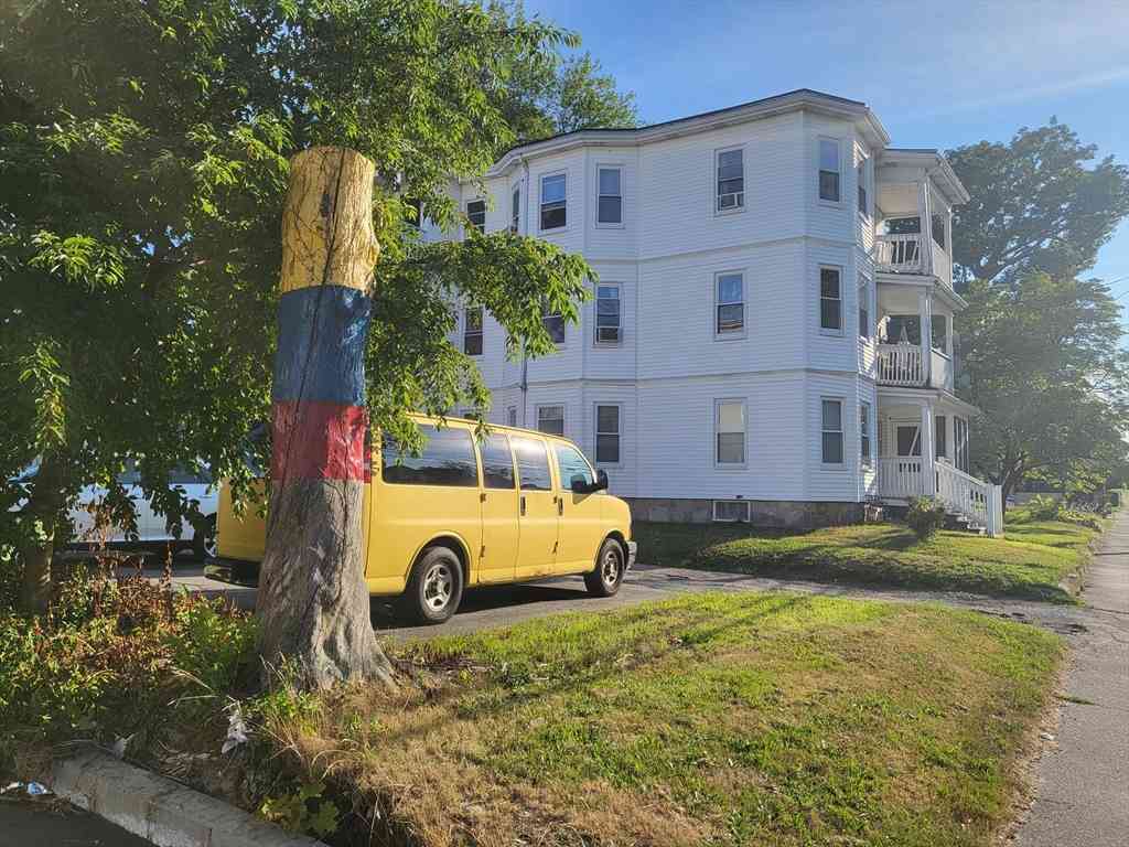 Multifamily For Rent - 228 Forest Ave<br/> Brockton, MA 02301