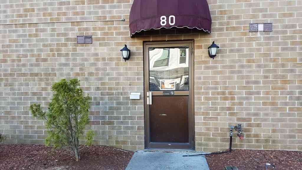 Condo For Sale - 80 Stanton Street #2<br/> Worcester, MA 01605
