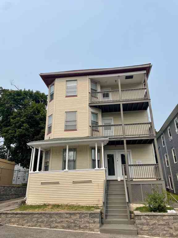 Multifamily For Rent - 7 Wyman St<br/> Worcester, MA 01610