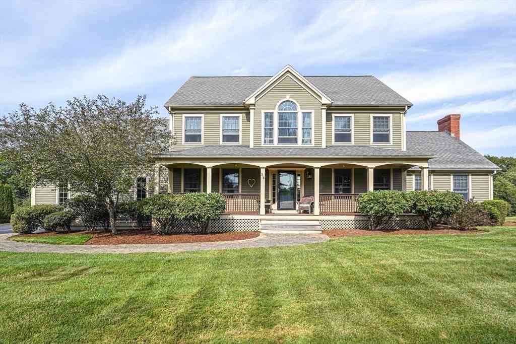 Homes For Sale - 318 W Main St<br/> Worcester County, Millbury, MA 01527