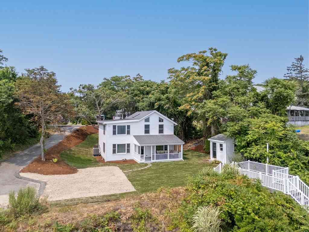 Homes For Sale - 91 Manomet Ave<br/> Plymouth County, Plymouth, MA 02360