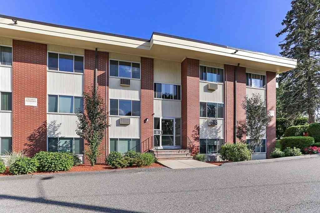Condo For Rent - 74 Beach St #1-2<br/> Woburn, MA 01801