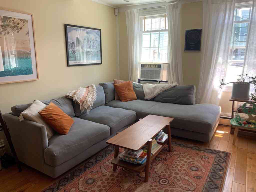 Condo For Rent - 10 Salem St. Ave #2<br/> Boston, MA 02129