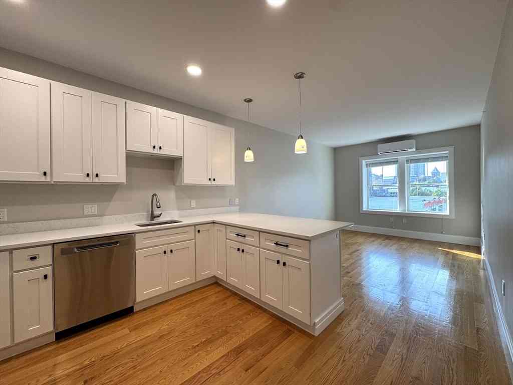 Apartment For Rent - 138 Eastern Ave #4<br/> Malden, MA 02148