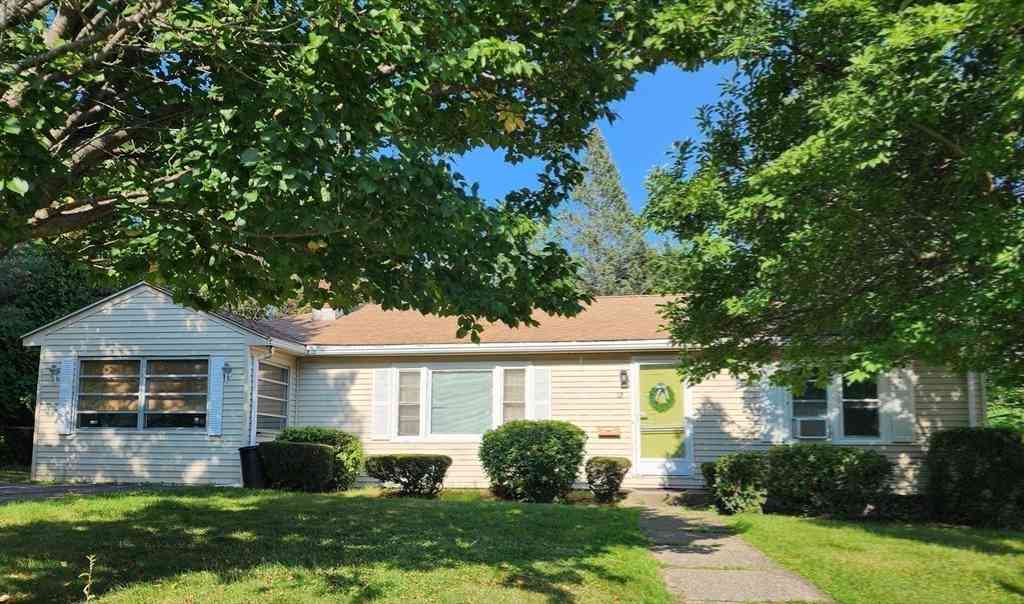 Homes For Sale - 12 Mary Ann Dr<br/> Worcester County, Worcester, MA 01606
