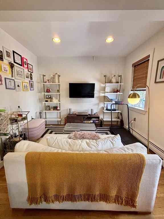 Condo For Rent - 683 East 2nd #2<br/> Boston, MA 02127