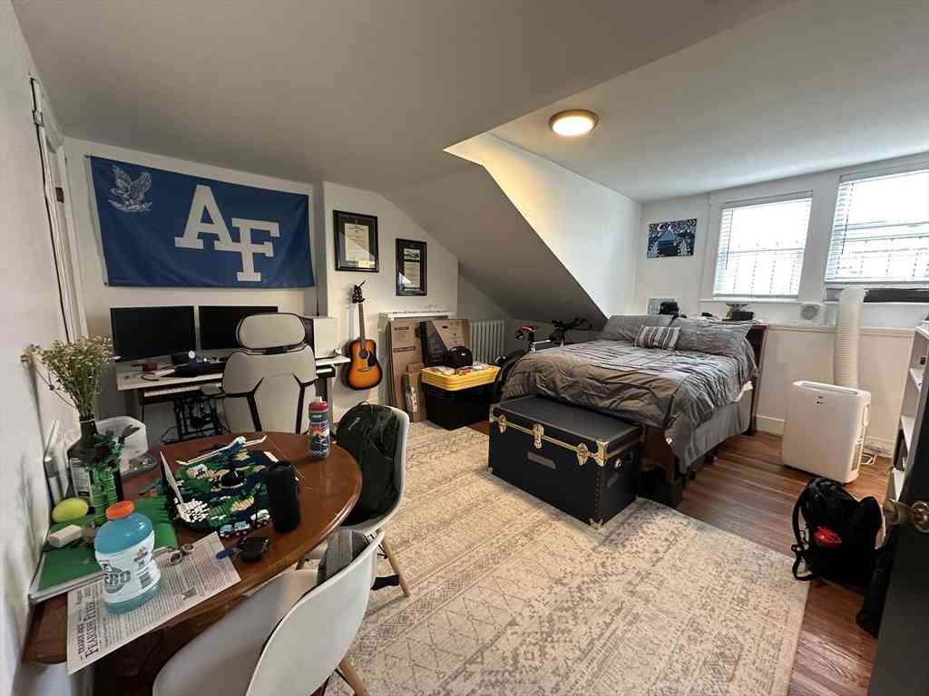 Apartment For Rent - 107 Charles Street #5<br/> Boston, MA 02114
