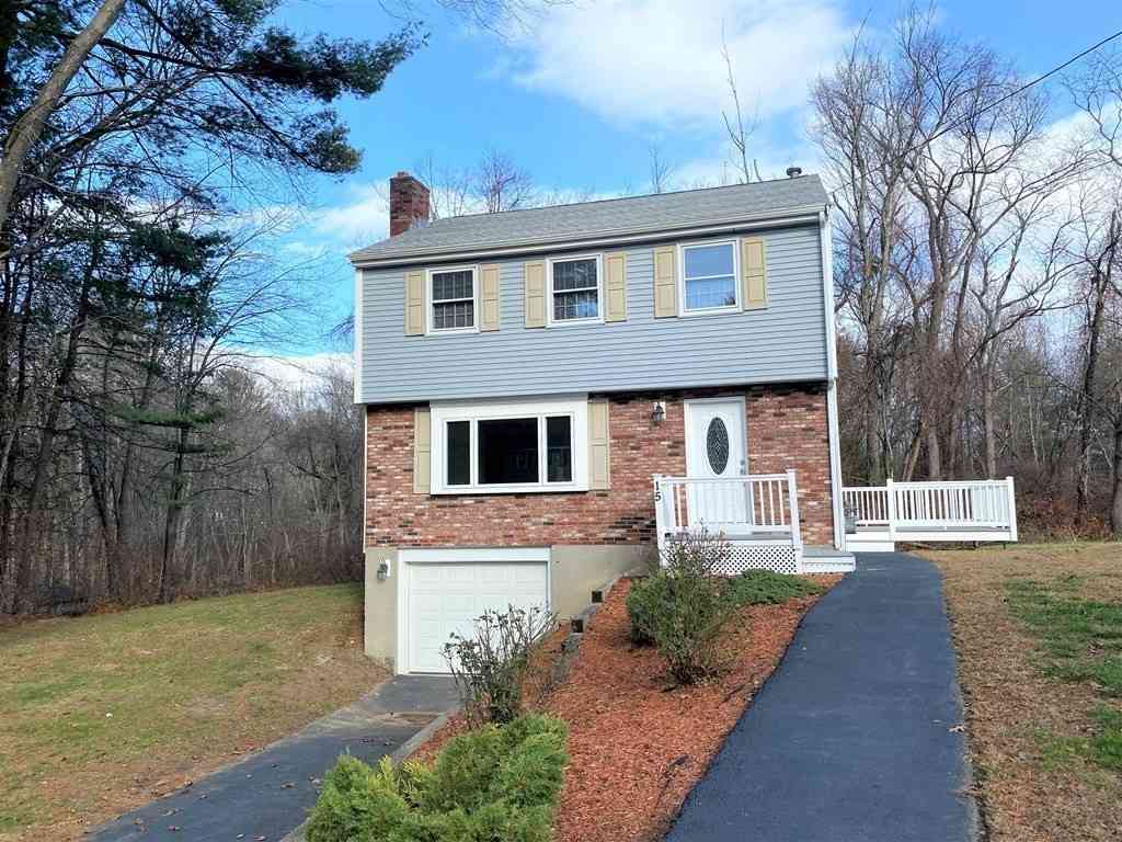 Homes For Rent - 15 Appaloosa Drive #15<br/> Methuen, MA 01844