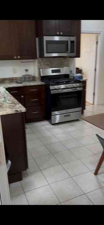 Apartment For Rent - 50 7th St #1<br/> Cambridge, MA 02141