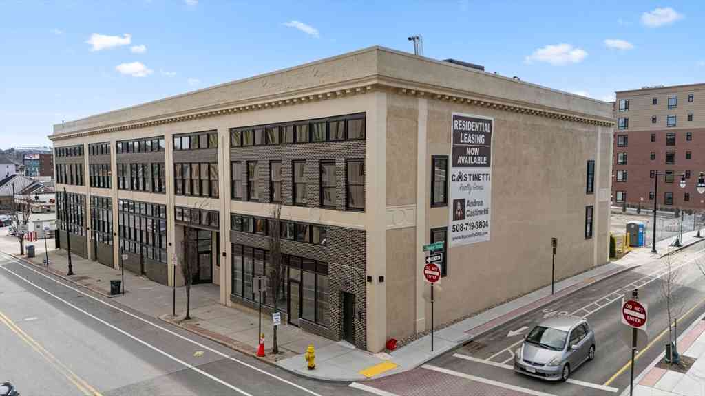 Apartment For Rent - 153 Green St #221<br/> Worcester, MA 01604