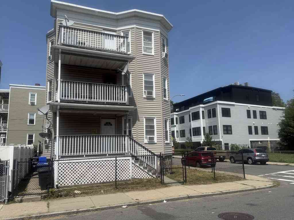 Multifamily For Sale - 29 Torrey St<br/> Boston, MA 02124