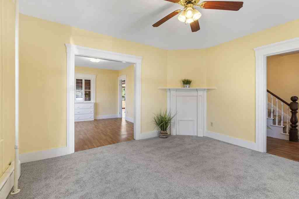 Apartment For Rent - 12 Folger Avenue #3<br/> Beverly, MA 01915
