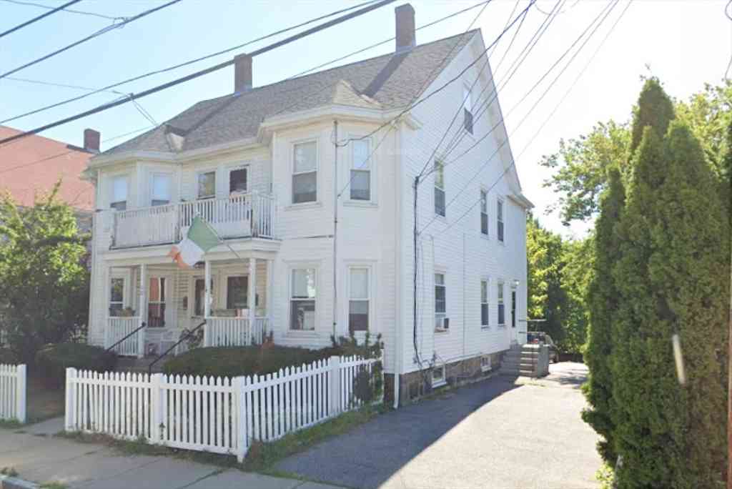 Multifamily For Rent - 12-14 Middle Street<br/> Newton, MA 02458