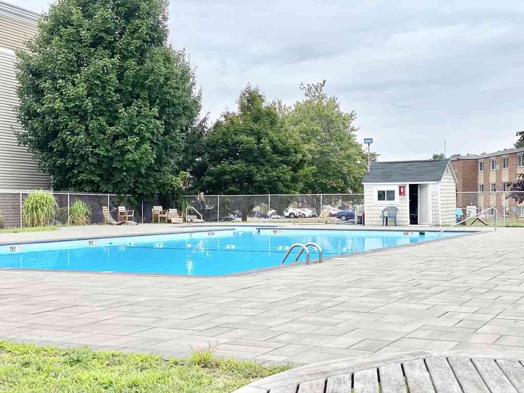 Condo For Rent - 2108 Phillips Road #47<br/> Bristol County, New Bedford, MA 02745