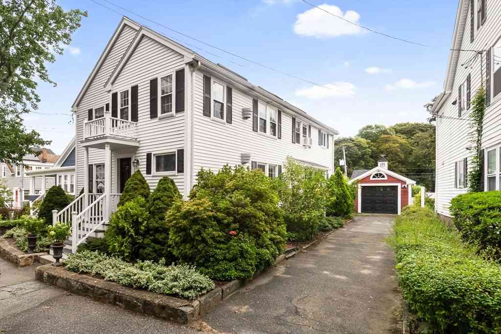 Apartment For Rent - 27 High Street #1<br/> Beverly, MA 01915