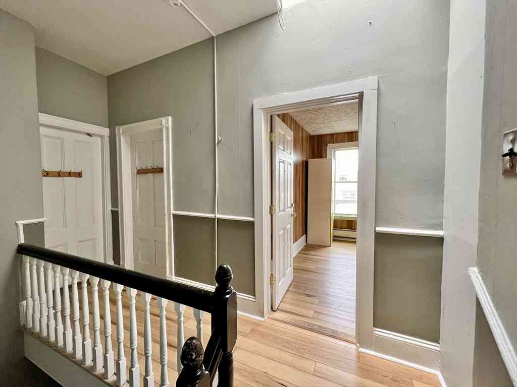 Apartment For Rent - 42 Everett #3<br/> Boston, MA 02128