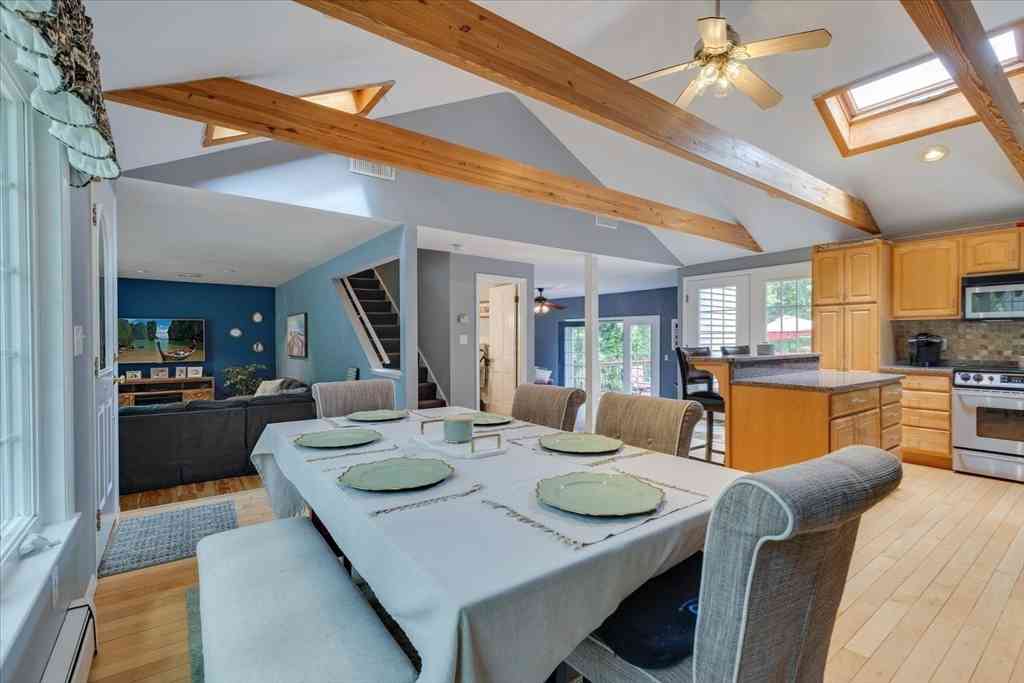 Homes For Sale - 38 Old Powder House Rd<br/> Plymouth County, Lakeville, MA 02347