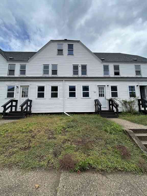 Condo For Rent - 36 Overlook St #36<br/> Northbridge, MA 01588