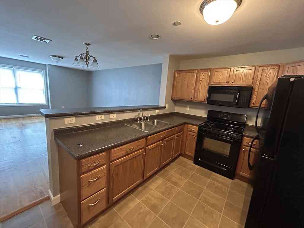 Condo For Rent - 183 Washington Ave #303<br/> Chelsea, MA 02150