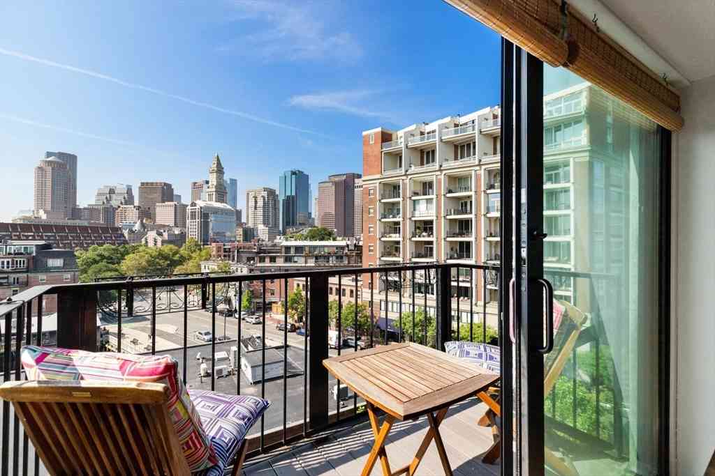 Condo For Rent - 28-32 Atlantic Ave #618<br/> Boston, MA 02110