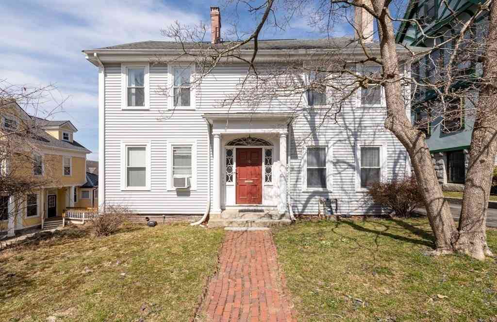 Apartment For Rent - 36 Cedar St #1A<br/> Worcester, MA 01609