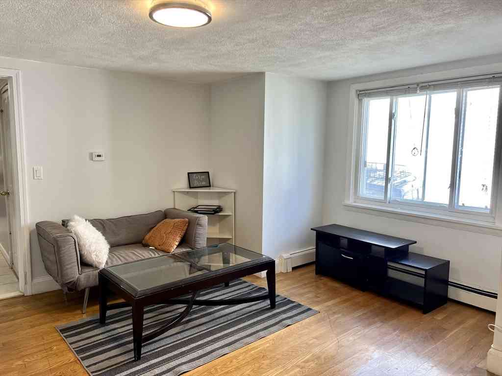 Condo For Rent - 65 Gladstone St #1<br/> Boston, MA 02128