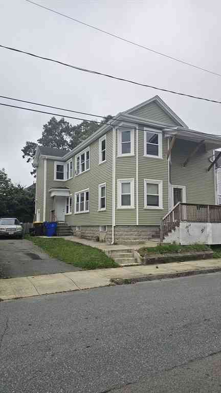 Apartment For Rent - 129 Marchant St #2<br/> Fall River, MA 02723