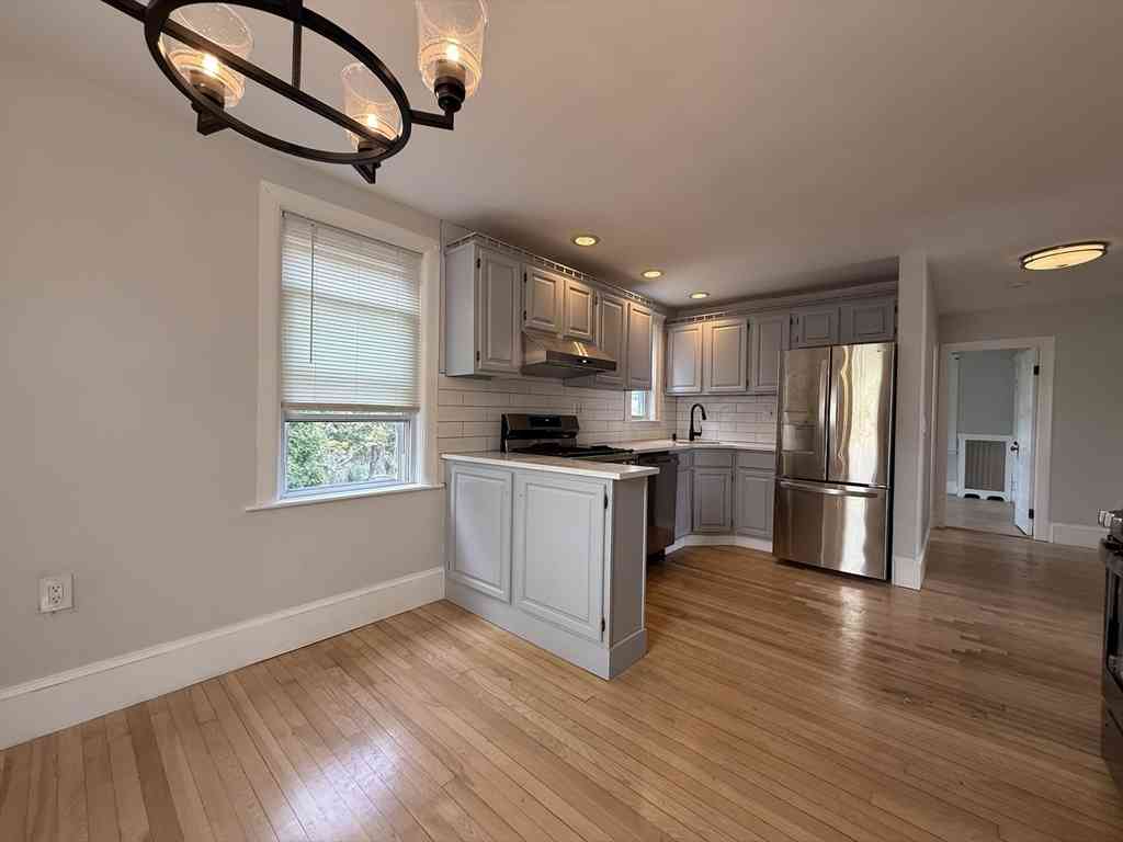 Apartment For Rent - 103 West St #1 FL<br/> Quincy, MA 02169