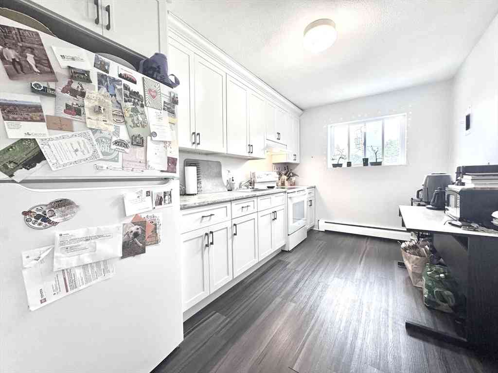 Apartment For Rent - 22 Westgate #6<br/> Boston, MA 02132