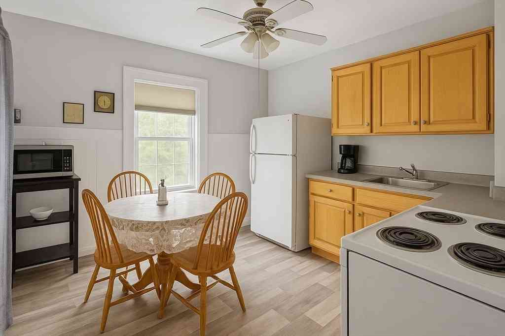 Apartment For Rent - 1569 Concord St. #2<br/> Framingham, MA 01701