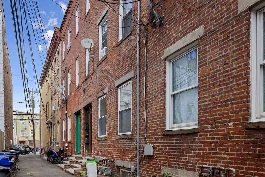 Multifamily For Rent - 3 Wilbur Ct<br/> Boston, MA 02128