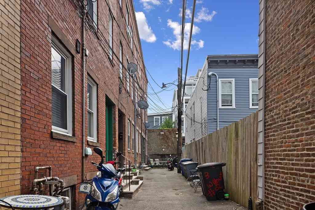 Multifamily For Rent - 5 Wilbur Ct<br/> Boston, MA 02128