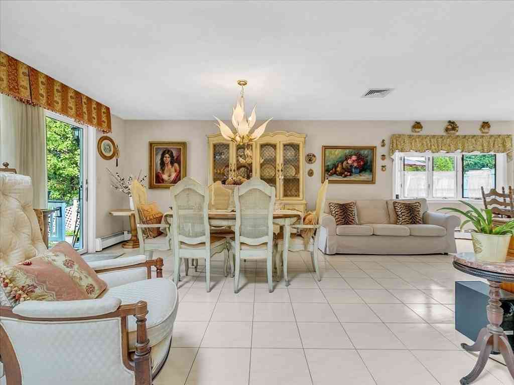 Multifamily For Rent - 51 Walnut St<br/> Saugus, MA 01906