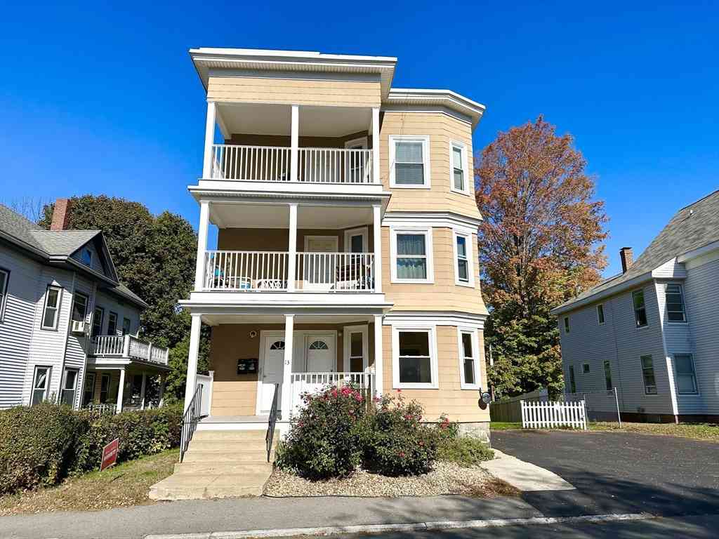 Apartment For Rent - 13 New Hampshire Avenue #1<br/> Haverhill, MA 01835