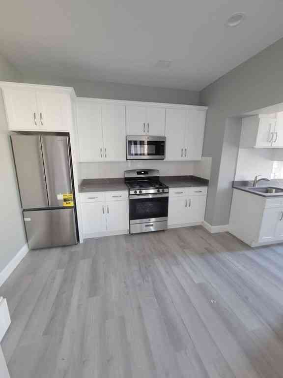 Apartment For Rent - 82 Broad St #3<br/> Weymouth, MA 02188