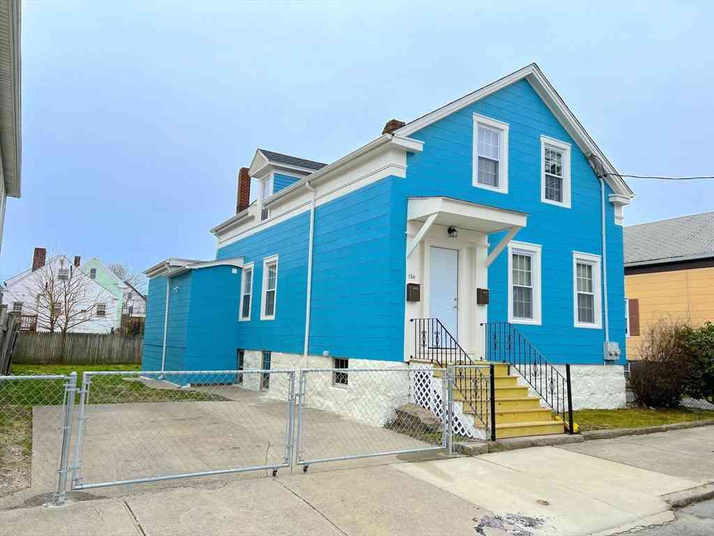 Apartment For Rent - 156 Grinnell #2<br/> New Bedford, MA 02740
