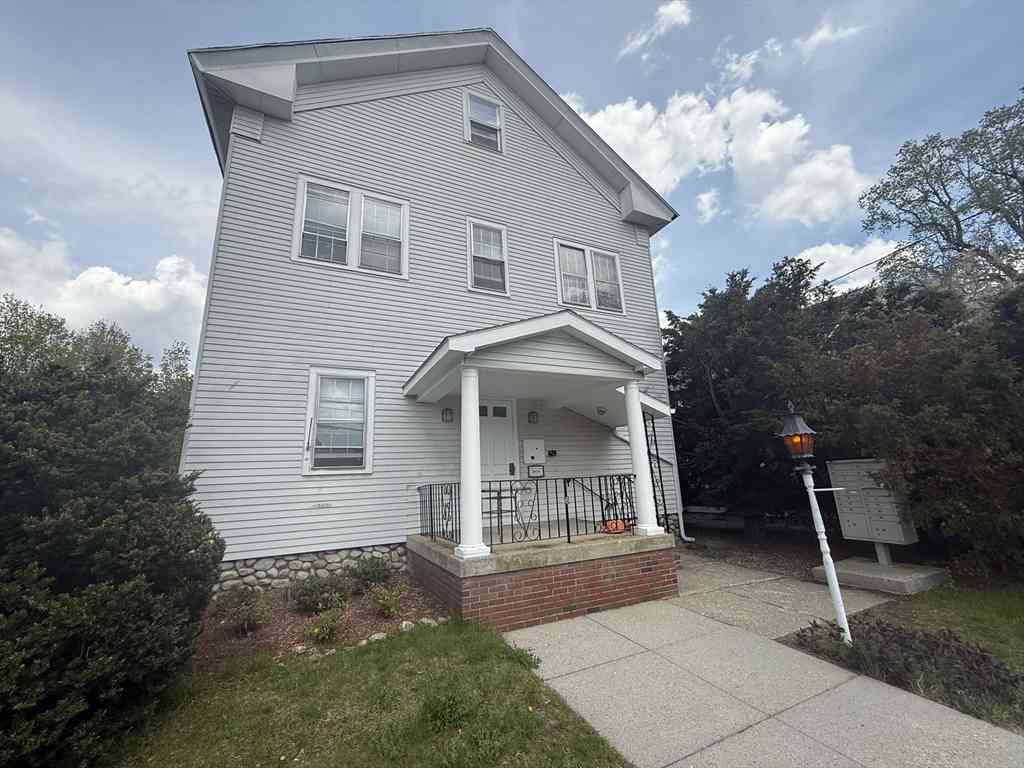 Apartment For Rent - 8 Boyden Road #2C<br/> Holden, MA 01520